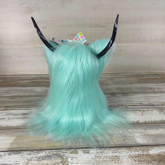 Highland Cow Coo Gnome Aqua Handmade White Pink Daisy Flower Bow Farmhouse Decor - Picture 10 of 11